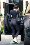 Kylie-Jenner-Booty-in-Tights--04-662x993.jpg