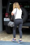normal_Hilary_Duff_10-10.jpg