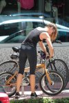 nina_agdal_bike_leggings_u_11.jpg